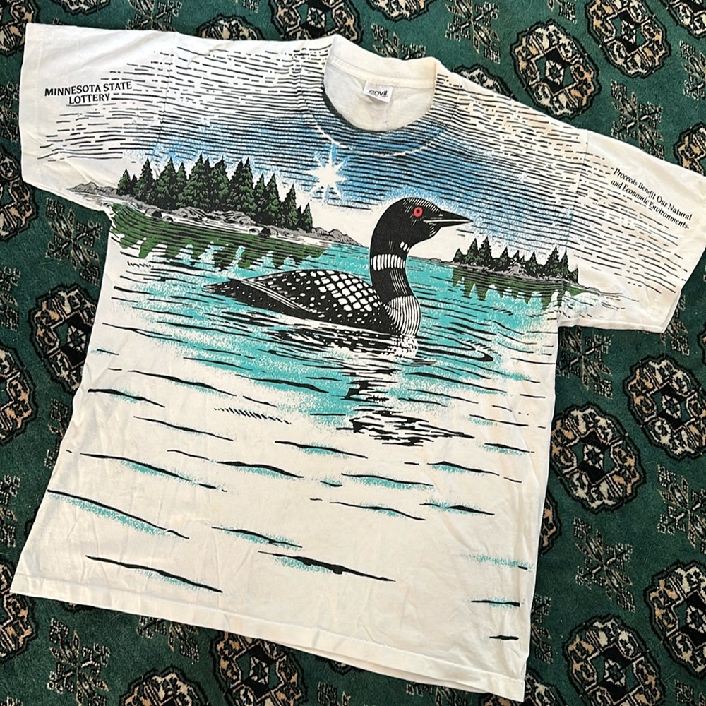 Vintage Minnesota State Lottery Tshirt 100% Cotton with Loon on it